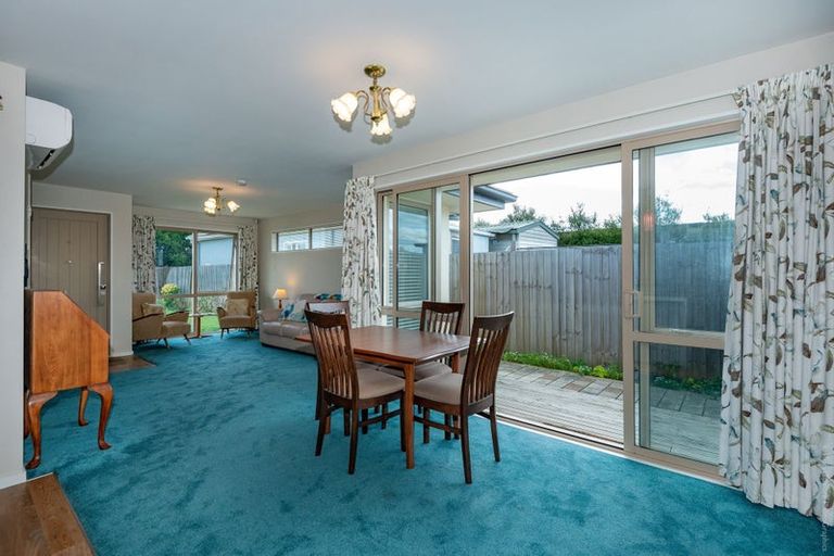 Photo of property in 51 Palmers Road, New Brighton, Christchurch, 8083