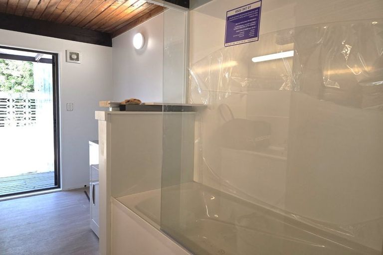 Photo of property in 9a Ash Grove, Ranui, Porirua, 5024