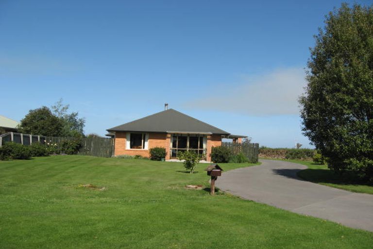 Photo of property in 50 Woodville Street, Leeston, 7632