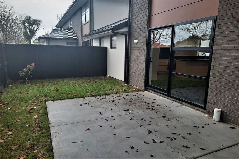 Photo of property in 10 Shingle Street, Sydenham, Christchurch, 8023