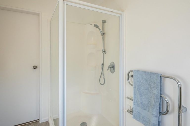 Photo of property in 88 Realm Drive, Paraparaumu, 5032