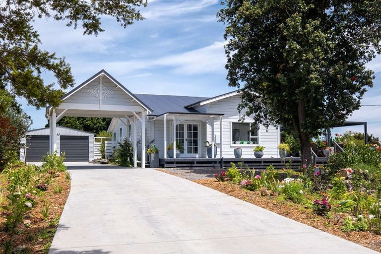 Photo of property in 104 Ferry Road, Clive, 4102