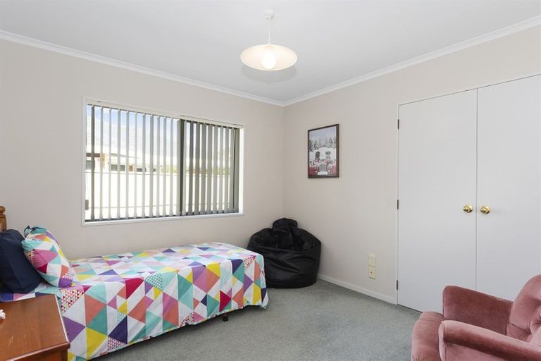 Photo of property in 6 Banksia Dell, Mount Maunganui, 3116