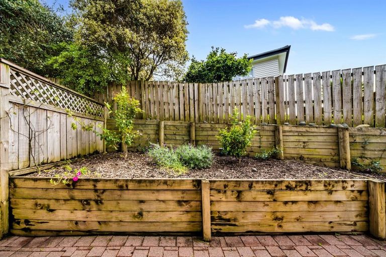 Photo of property in 1/2 Arawa Street, New Lynn, Auckland, 0600