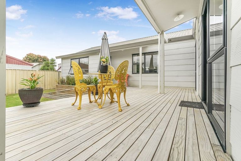 Photo of property in 49 Garland Drive, St Andrews, Hamilton, 3200