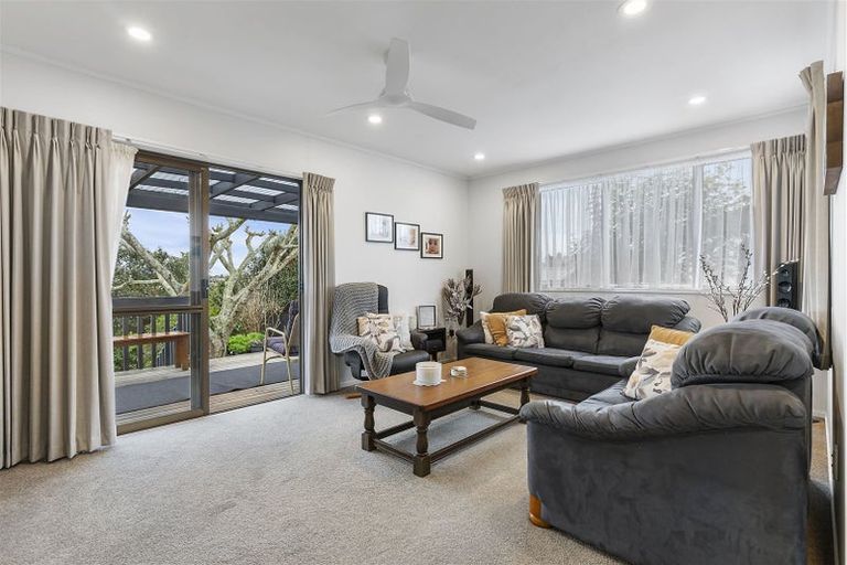 Photo of property in 41 Marendellas Drive, Bucklands Beach, Auckland, 2014