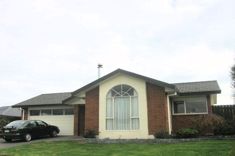 Photo of property in 9 Rothesay Place, Highbury, Palmerston North, 4412
