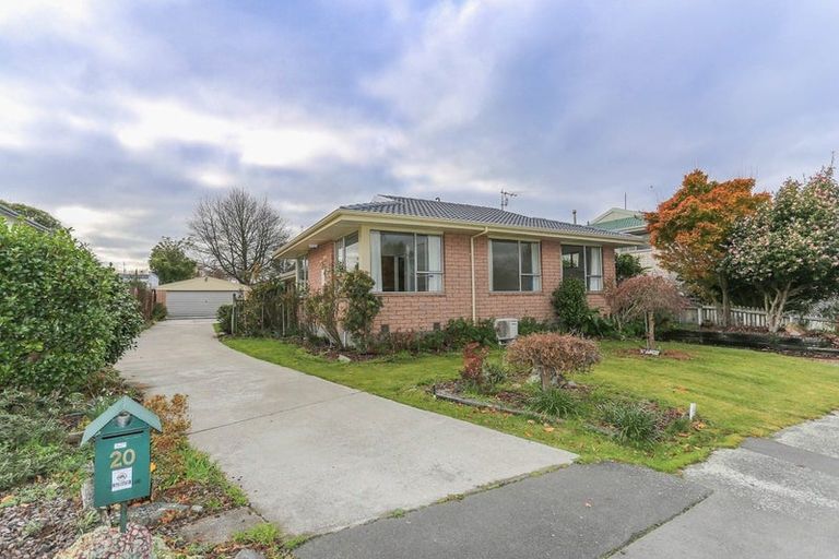 Photo of property in 20 Talltree Avenue, Avonhead, Christchurch, 8042