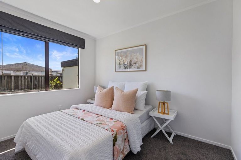 Photo of property in 4b Novelle Grove, Papamoa Beach, Papamoa, 3118