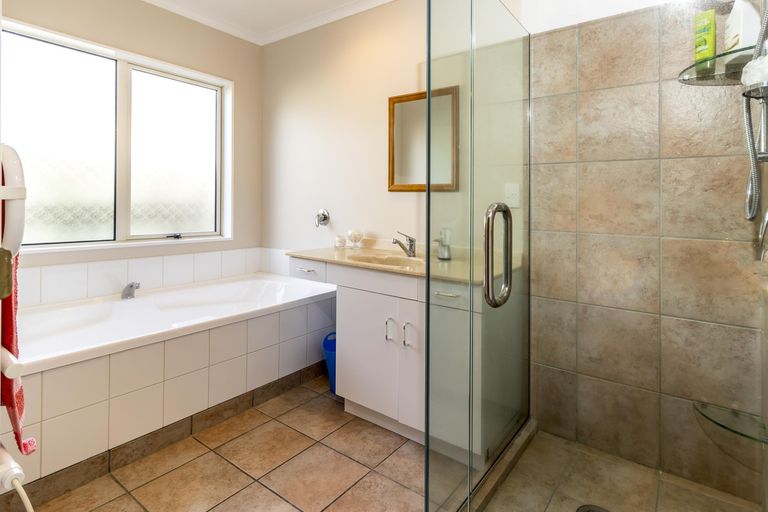 Photo of property in 33b Manawatu Street, Hokowhitu, Palmerston North, 4410