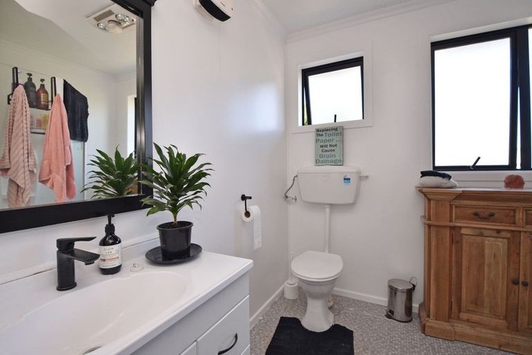 Photo of property in 100 Dipton Street, Kingswell, Invercargill, 9812