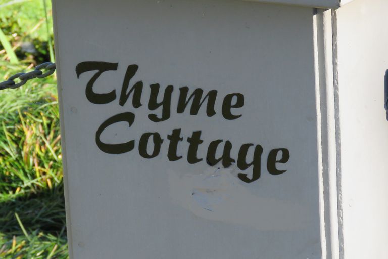 Photo of property in 12 Deeming Road, Okiato, Russell, 0272