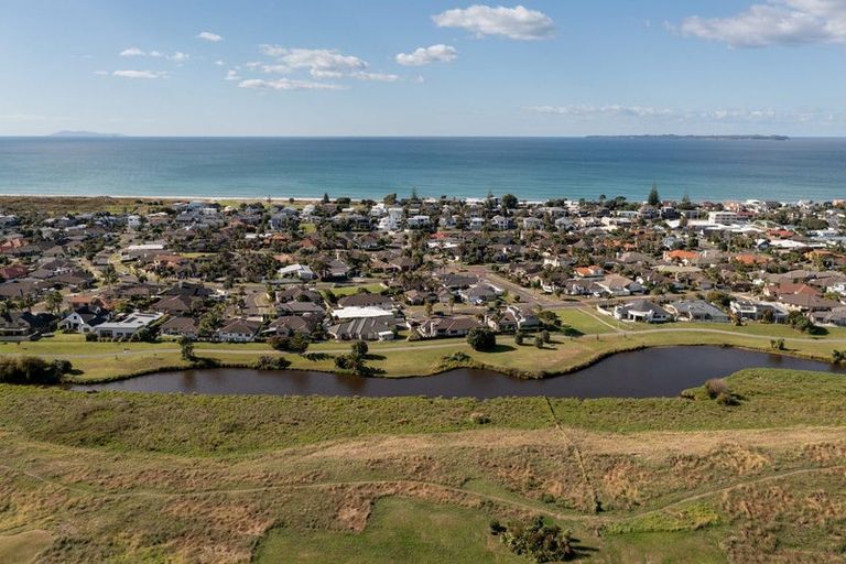 Photo of property in 19 Selliera Place, Papamoa Beach, Papamoa, 3118