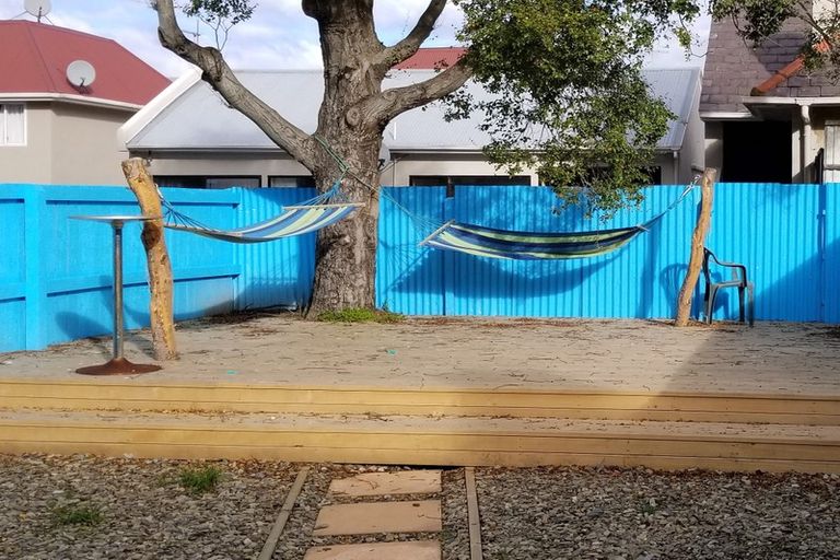 Photo of property in 142 Albany Street, North Dunedin, Dunedin, 9016