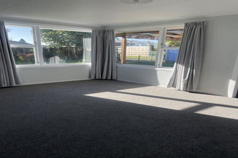 Photo of property in 8 Matata Place, Tokoroa, 3420