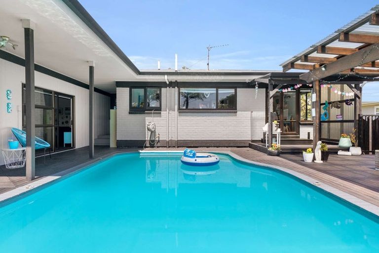 Photo of property in 18 Henderson Street, Whakatane, 3120