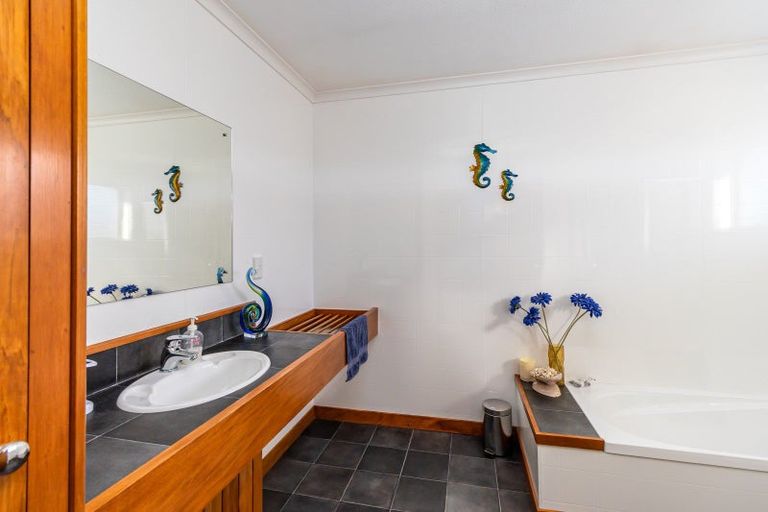 Photo of property in 35 Glenview Terrace, Highfield, Timaru, 7910