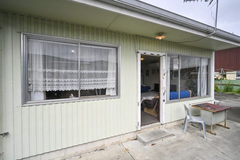 Photo of property in 209 King Street South, Hastings, 4122