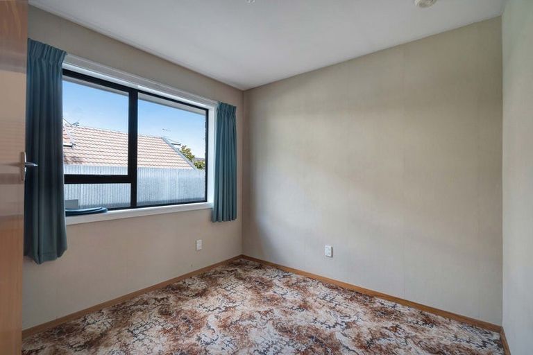 Photo of property in 92 Wingate Street, Redwood, Christchurch, 8051