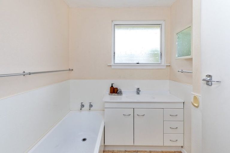 Photo of property in 4 George Street, Rolleston, 7614