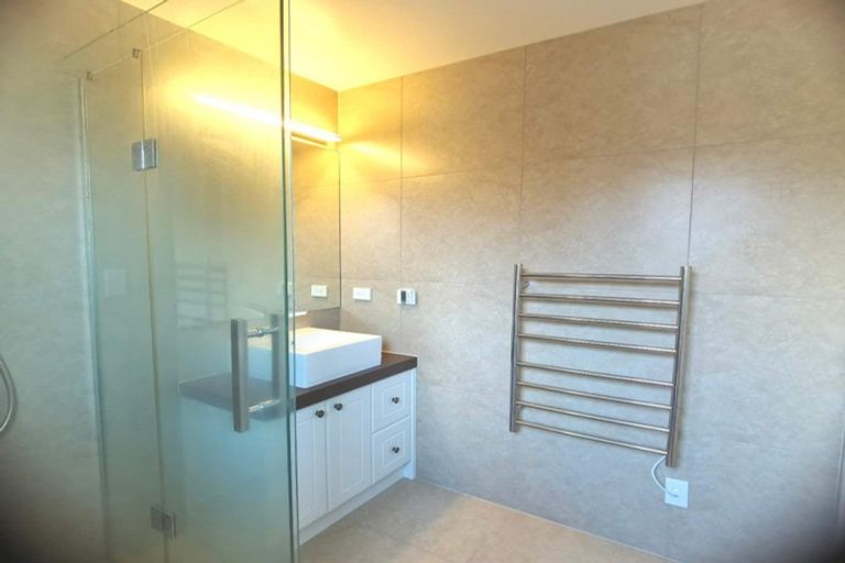 Photo of property in 48 Hughs Way, Flat Bush, Auckland, 2019