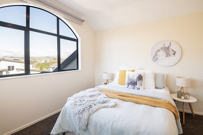 Photo of property in 65 Amesbury Drive, Churton Park, Wellington, 6037