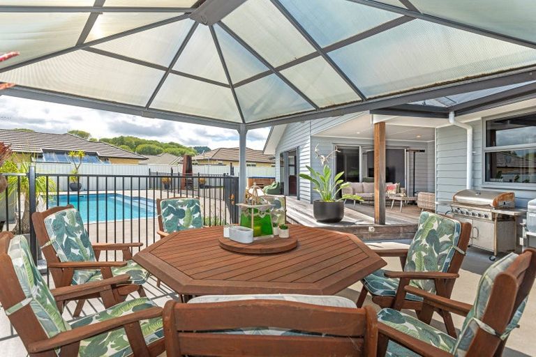 Photo of property in 15 Sterling Park, Lytton West, Gisborne, 4010