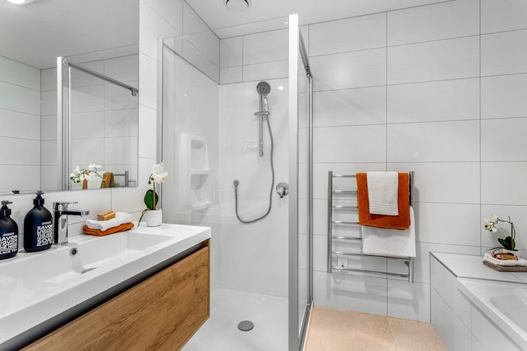 Photo of property in 70 Nganui Avenue, Takanini, Auckland, 2112