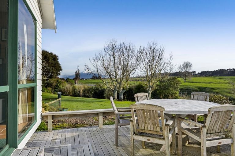 Photo of property in 516 Turuturu Road, Hawera, 4674
