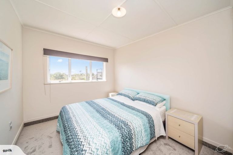 Photo of property in 20 Battiscombe Terrace, Waitara, 4320