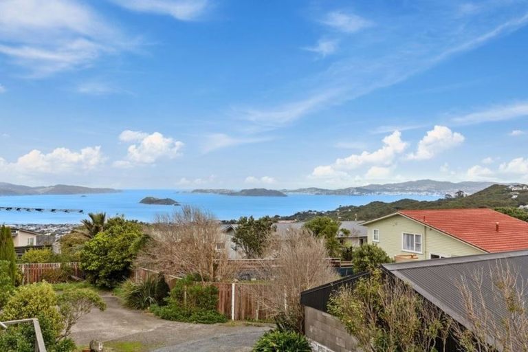 Photo of property in 264b Dowse Drive, Maungaraki, Lower Hutt, 5010