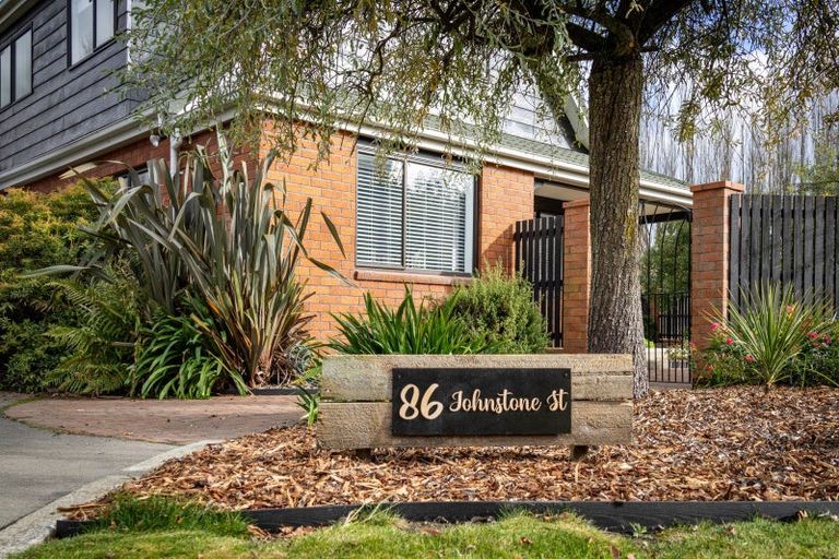 Photo of property in 86 Johnstone Street, Tinwald, Ashburton, 7774