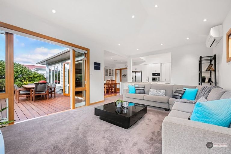 Photo of property in 35 Cudby Street, Woburn, Lower Hutt, 5011