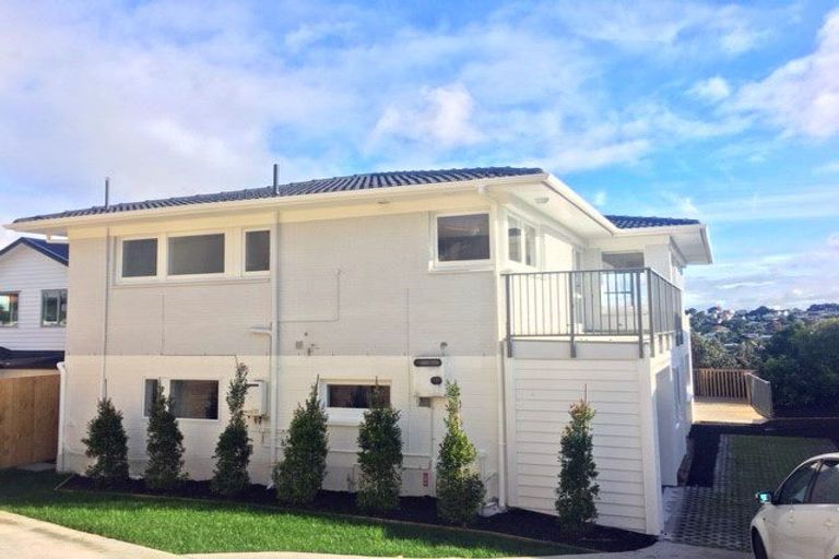Photo of property in 86a Pupuke Road, Hillcrest, Auckland, 0627