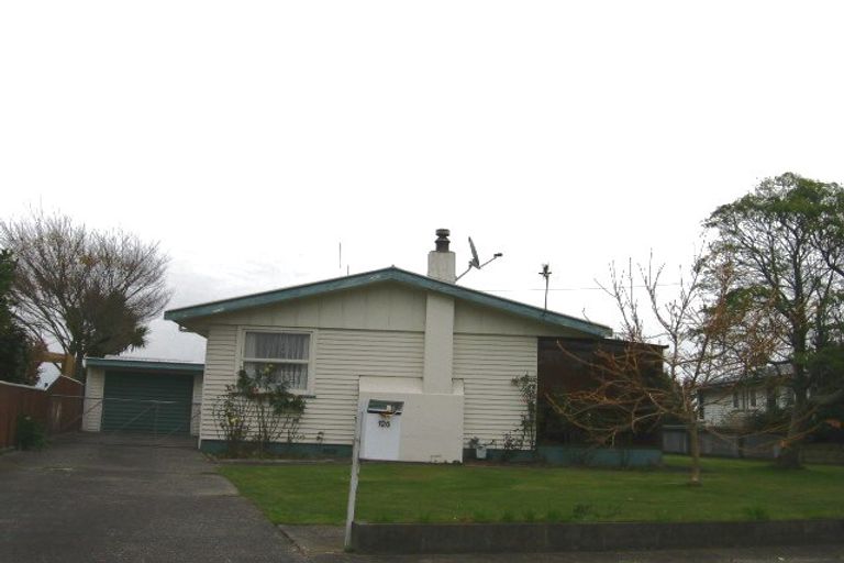 Photo of property in 126 Gillespies Line, Cloverlea, Palmerston North, 4412