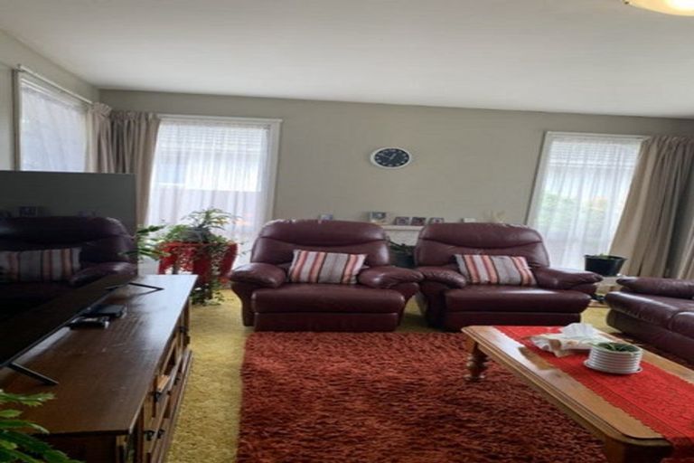 Photo of property in 135 Yaldhurst Road, Sockburn, Christchurch, 8042