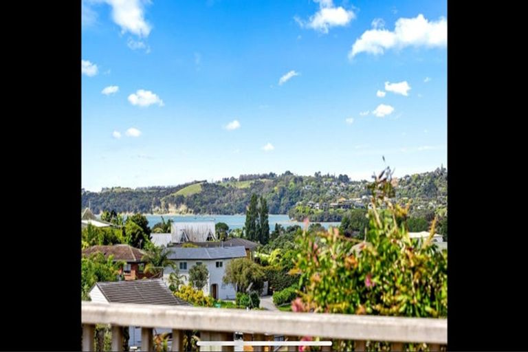 Photo of property in 12a Tower Hill, Stanmore Bay, Whangaparaoa, 0930