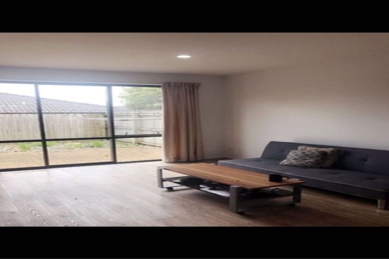 Photo of property in 25/22 Northcross Drive, Oteha, Auckland, 0632