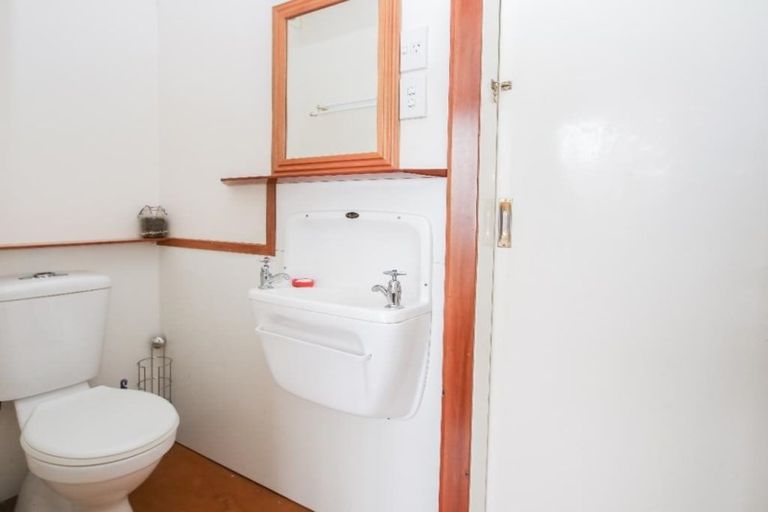 Photo of property in 26 Balloch Street, Fairfield, Hamilton, 3214