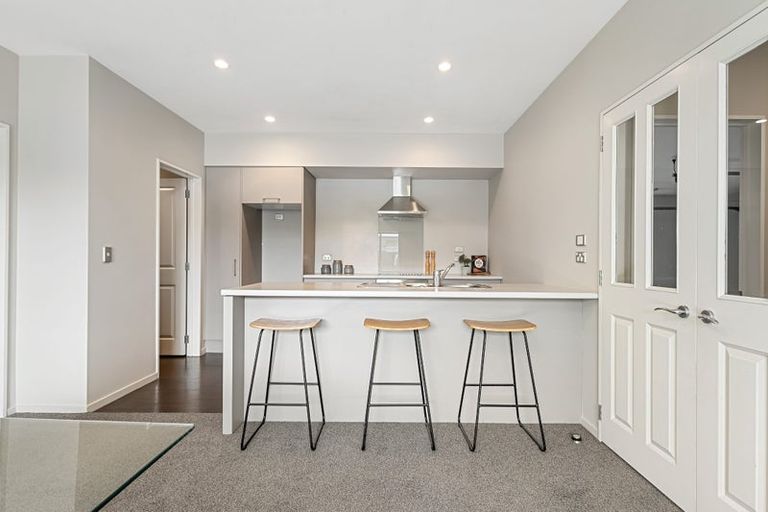 Photo of property in 15 Saint Peters Close, Woolston, Christchurch, 8062