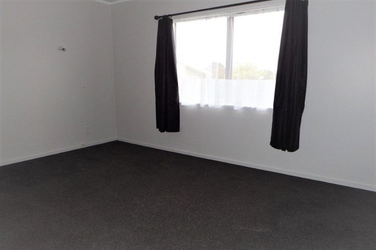 Photo of property in 19 Vera Street, Marton, 4710