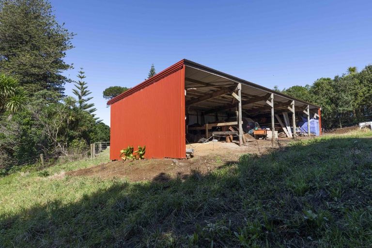 Photo of property in 250 Taurangaruru Road, Karioitahi, Waiuku, 2683