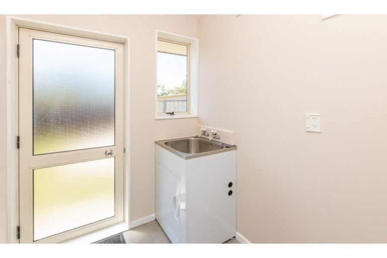 Photo of property in 3 Barcelona Place, Bromley, Christchurch, 8062