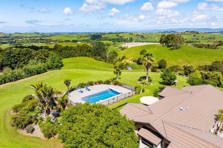 Photo of property in 878 Waipu Caves Road, Waipu, 0582