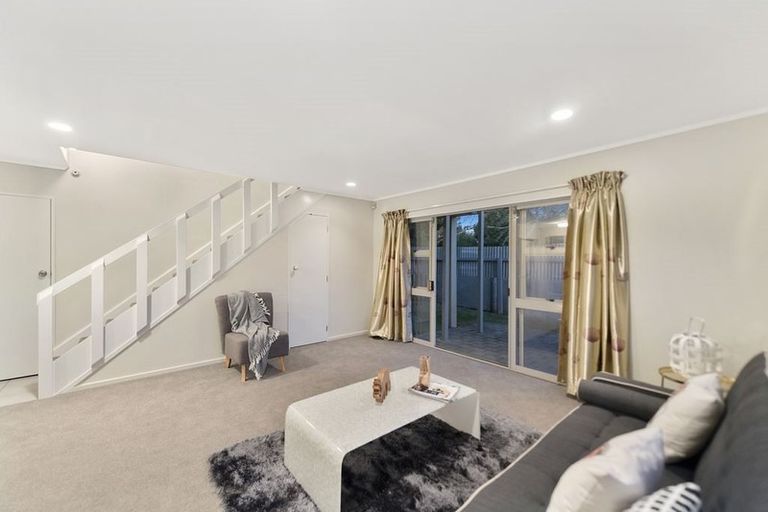 Photo of property in 140a Masters Avenue, Silverdale, Hamilton, 3216