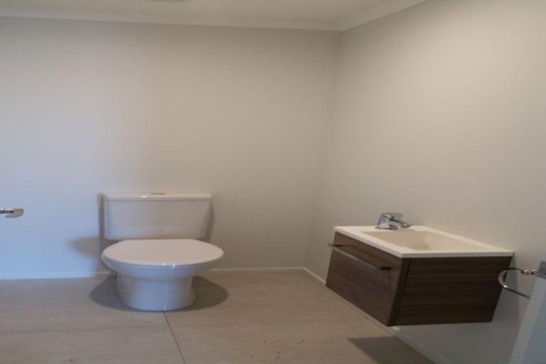 Photo of property in 5 Blacklock Road, Pyes Pa, Tauranga, 3112