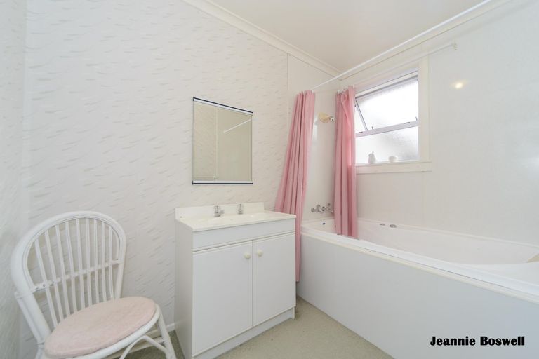 Photo of property in 513 Ferguson Street, Palmerston North, 4410