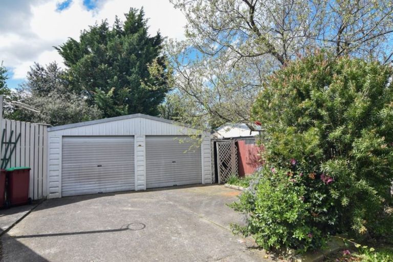 Photo of property in 12 Tasman Crescent, Carterton, 5713