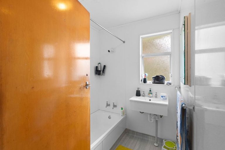 Photo of property in 31 Kinross Street, Levin, 5510