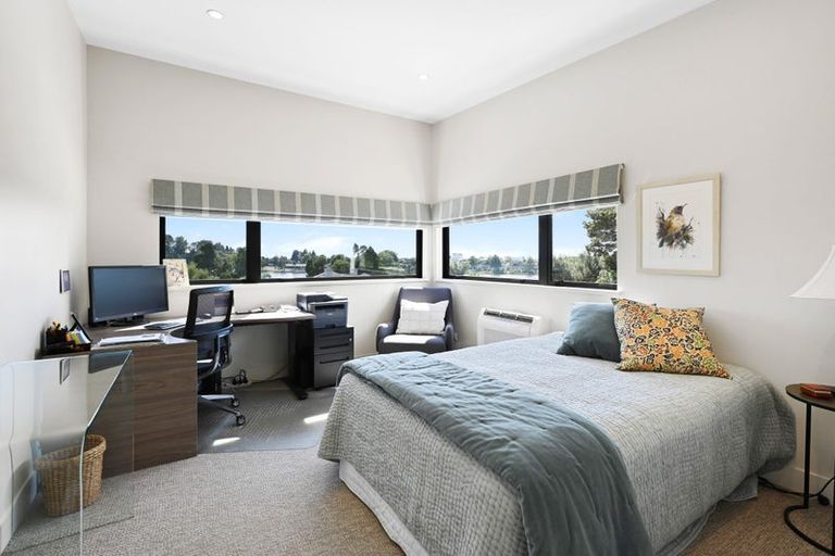 Photo of property in 142 Lake Crescent, Hamilton Lake, Hamilton, 3204